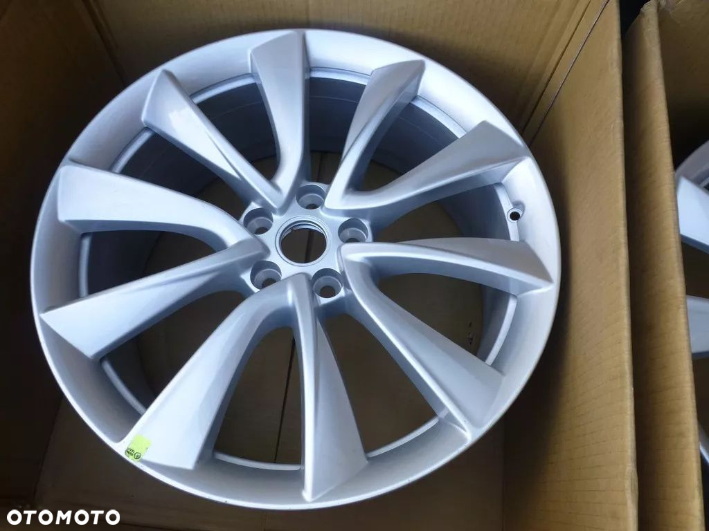 TESLA 3 PERFORMANCE 20'' - 7