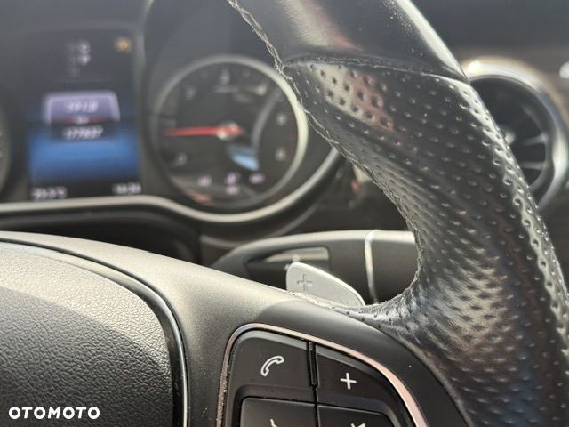 Mercedes-Benz Klasa V 300 d lang 4Matic 9G-TRONIC Avantgarde Edition Edition 19 - 20