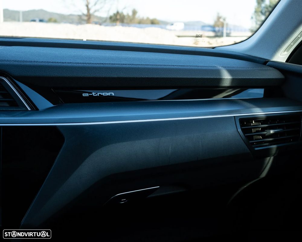 Audi e-tron 50 quattro - 8