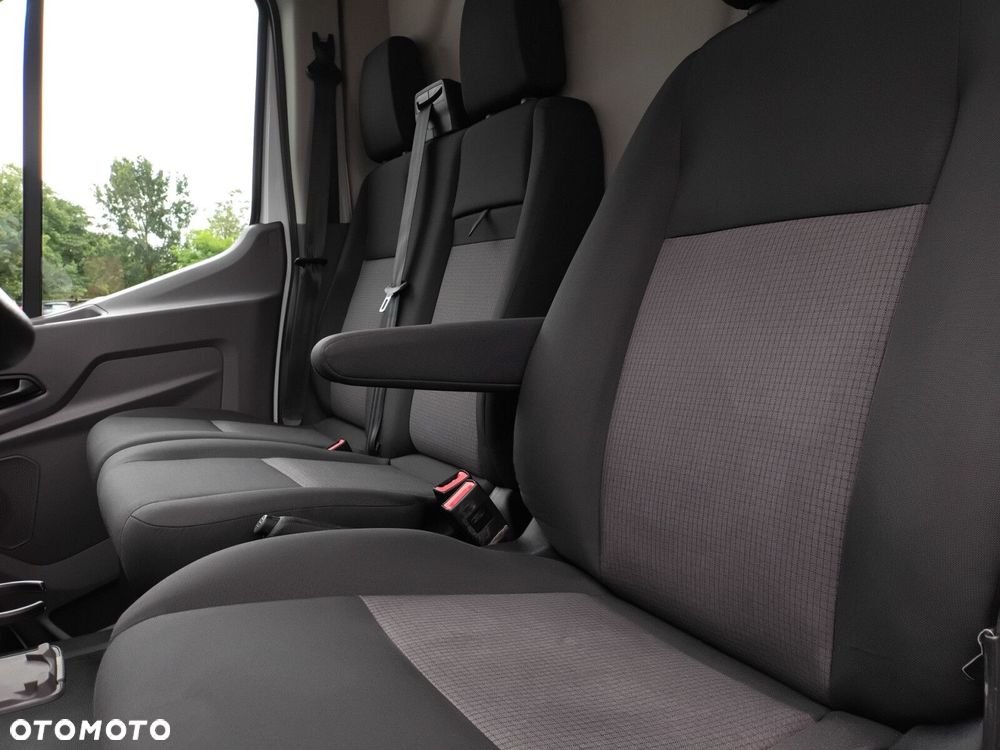 Ford transit - 28