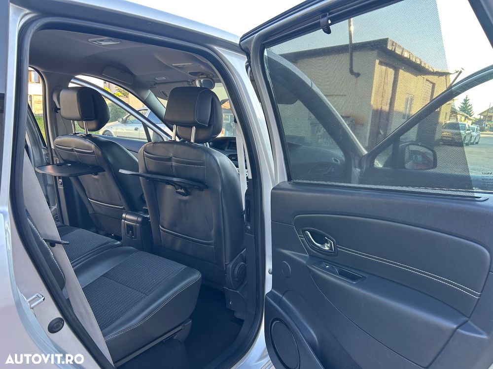Renault Scenic - 32