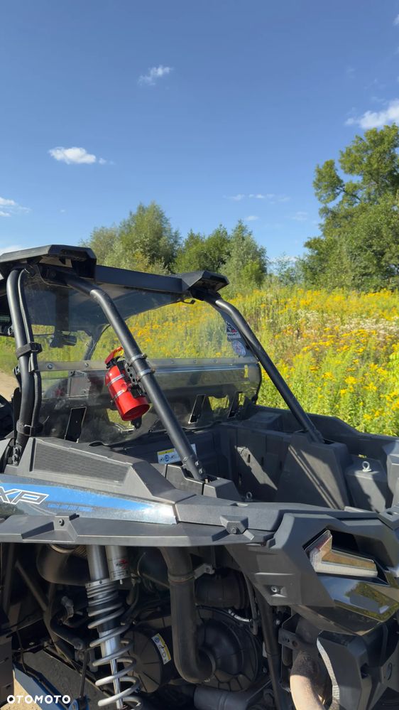 Polaris RZR - 23