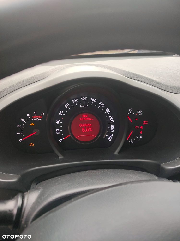 Kia Sportage 1.7 CRDI L 2WD - 9