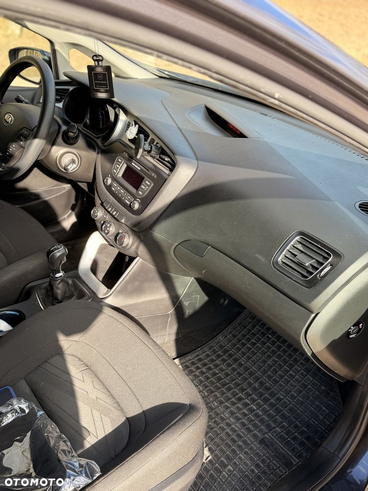 Kia Ceed - 7