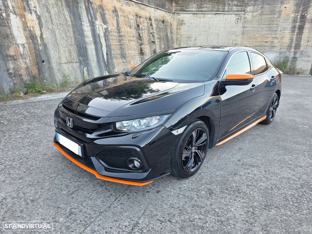 Honda Civic 1.0 i-VTEC Executive Premium - 1