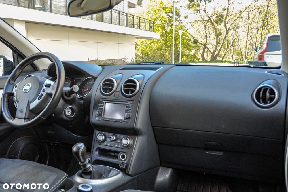 Nissan Qashqai+2 - 10