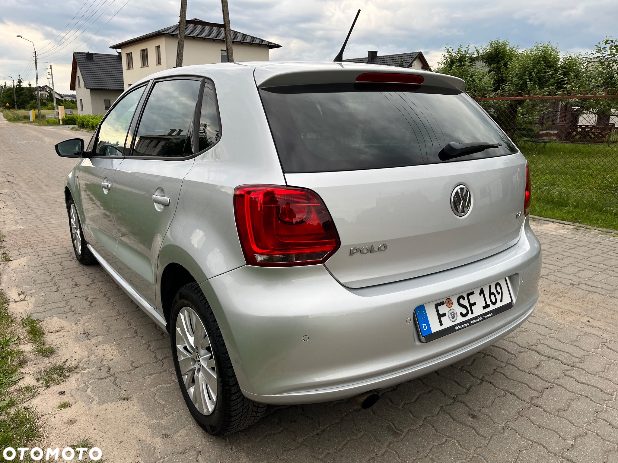 Volkswagen Polo 1.4 Life - 4