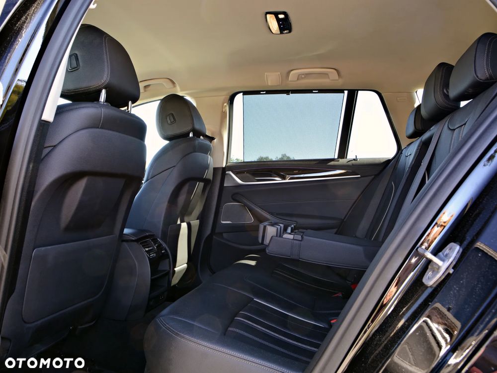 BMW Seria 5 520d Luxury Line sport - 21