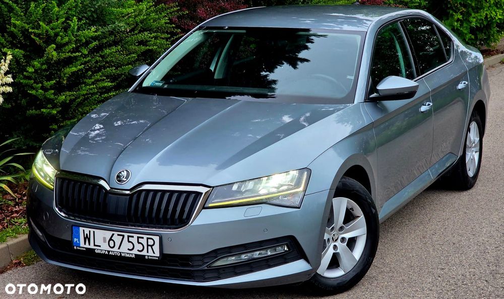Skoda Superb 2.0 TDI SCR Ambition - 9