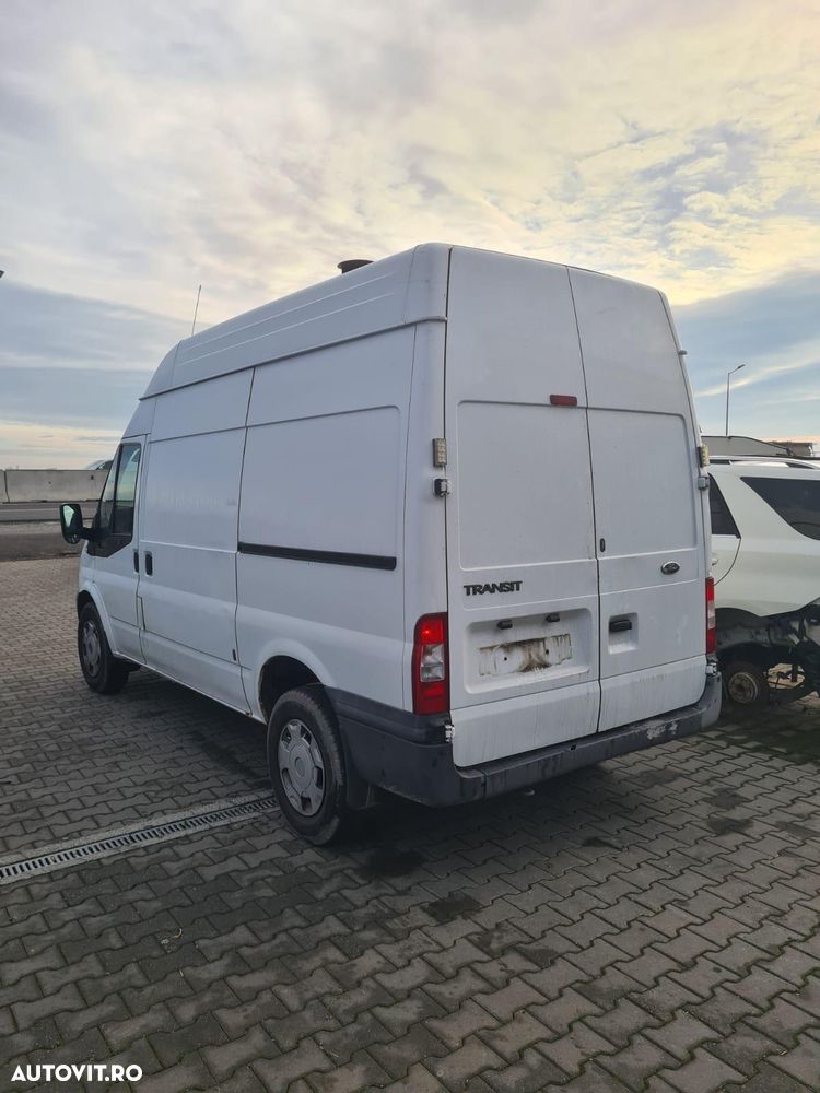 Dezmembram Ford Transit 2.4 diesel euro 5 tractiune spate din 2012 - 3