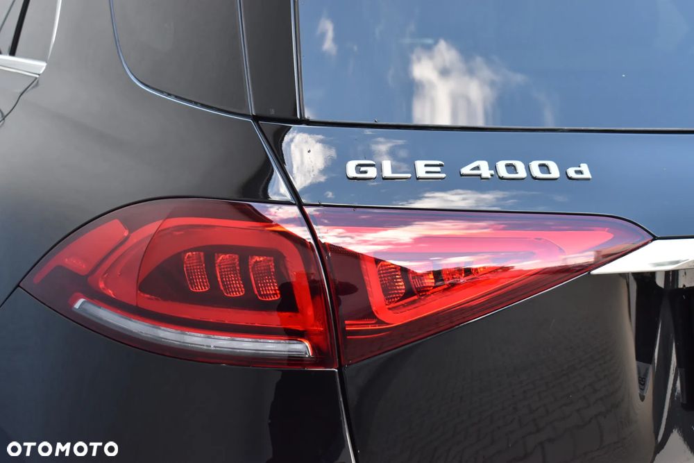 Mercedes-Benz GLE 400 d 4Matic 9G-TRONIC AMG Line - 10