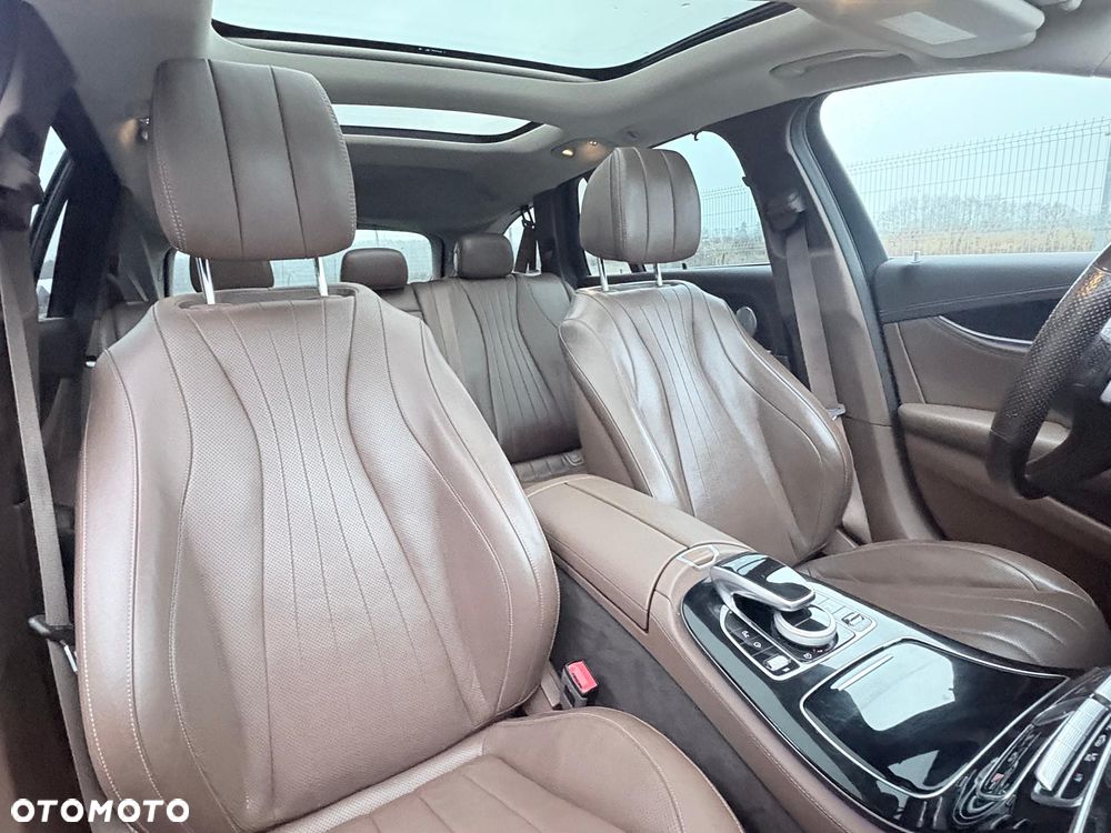 Mercedes-Benz Klasa E 400 7G-TRONIC - 15