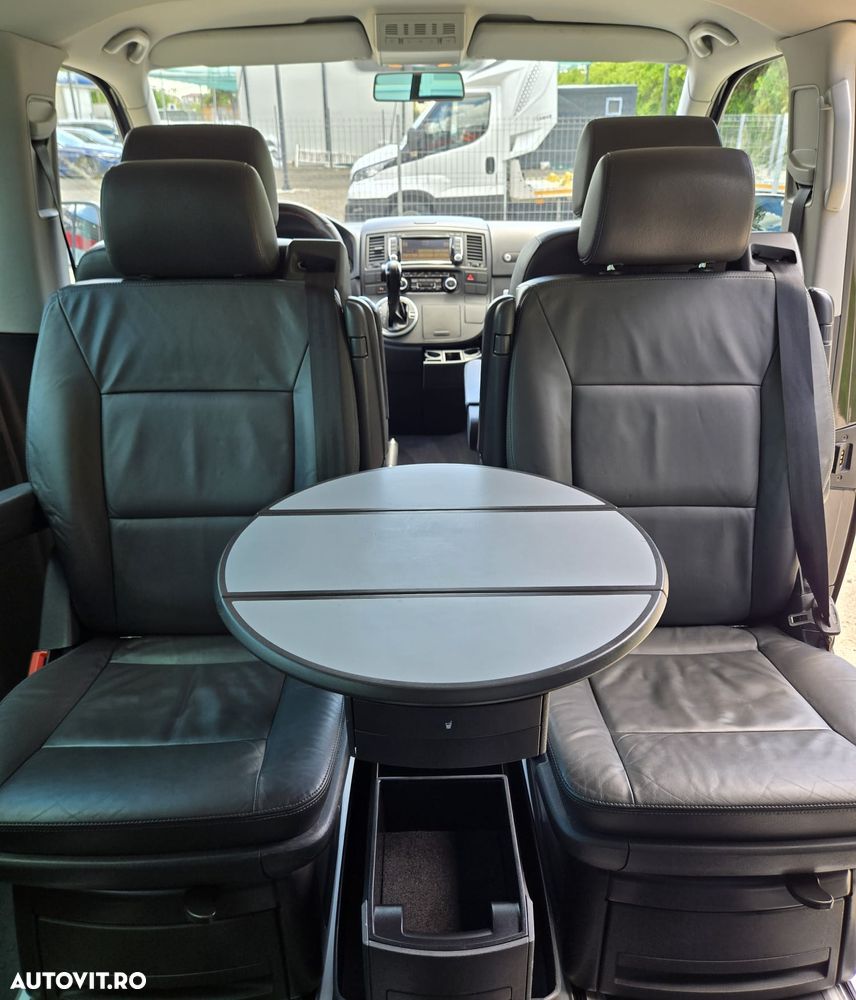 Volkswagen Multivan - 29