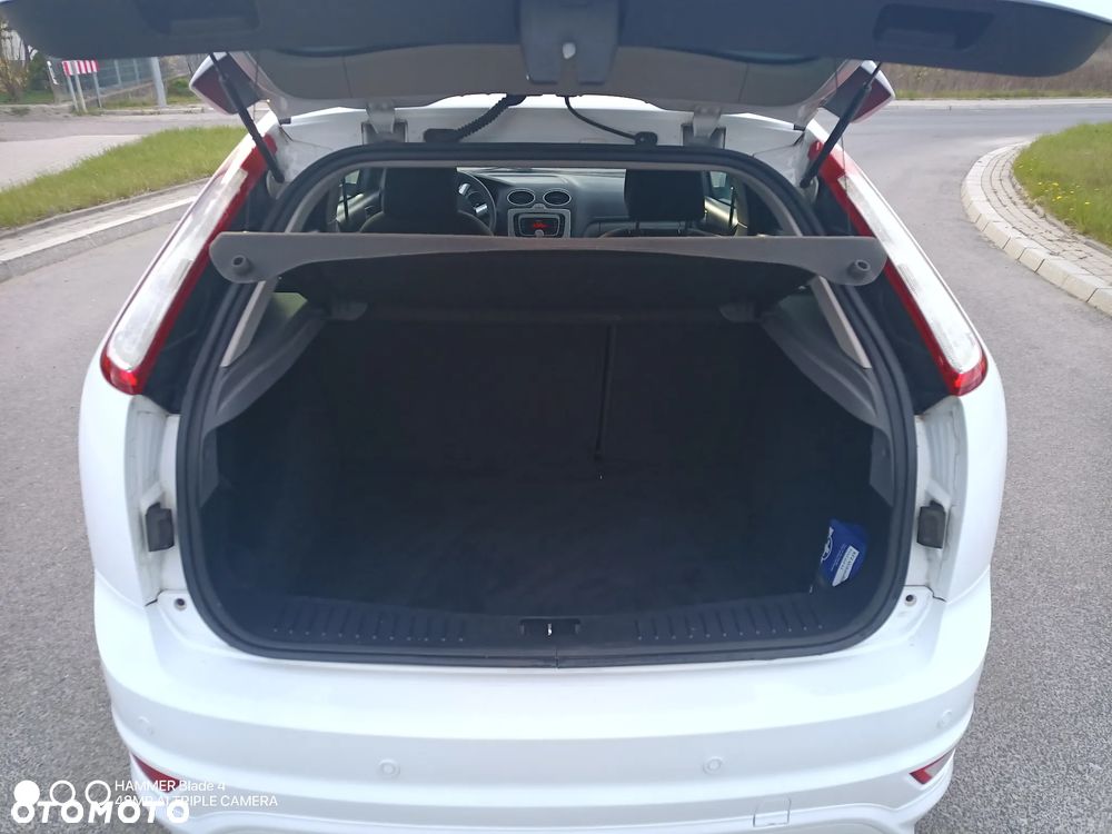 Ford Focus 1.8 Titanium - 7