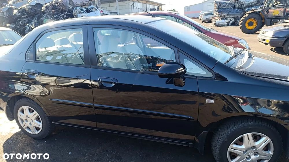 35507 honda city 1.3 SES 86 km na części lakier B92P - 10