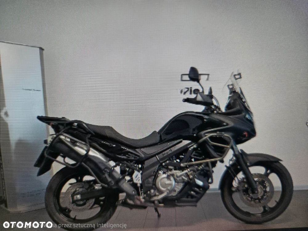 Suzuki V-STROM - 1