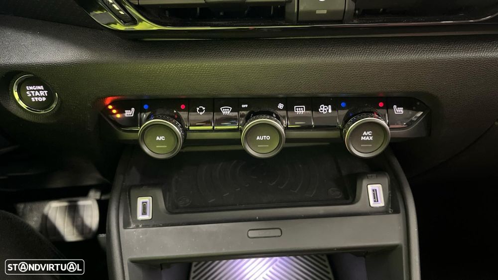 Citroën C4 1.2 PureTech Shine EAT8 - 30