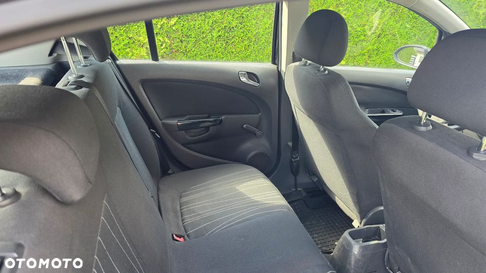 Opel Corsa 1.3 CDTI DPF - 21