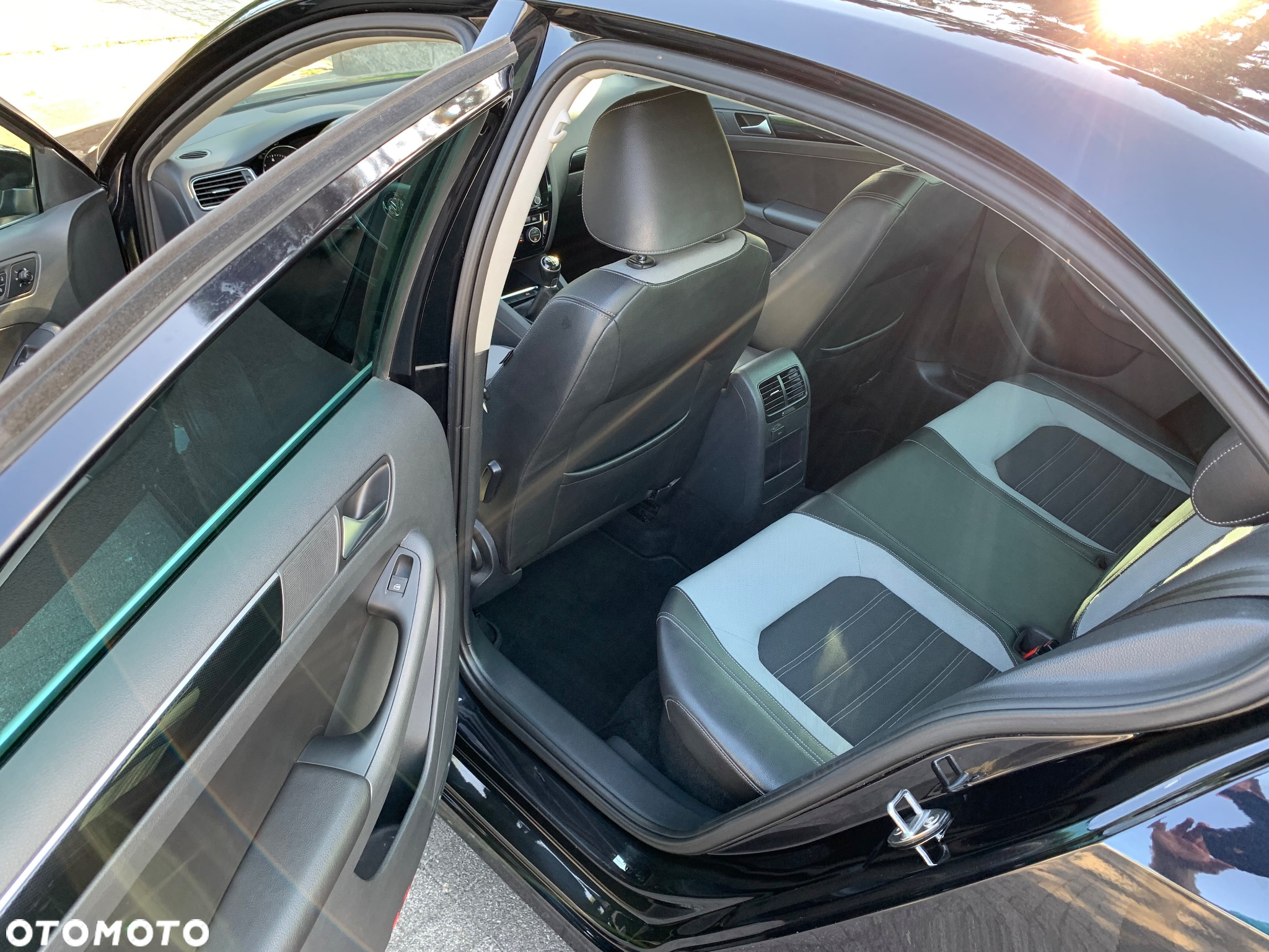 Volkswagen Jetta 1.4 TSI BMT Highline - 11