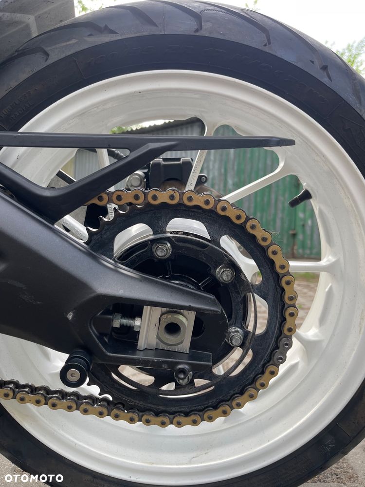 Yamaha MT - 6