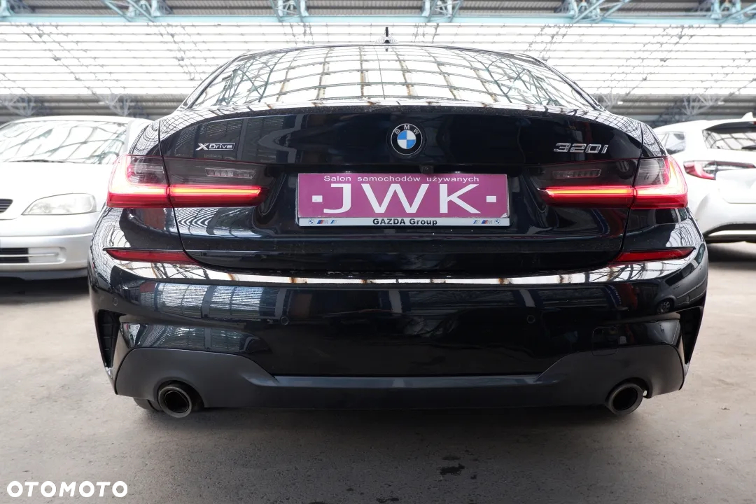 BMW Seria 3 320i xDrive M Sport sport - 2