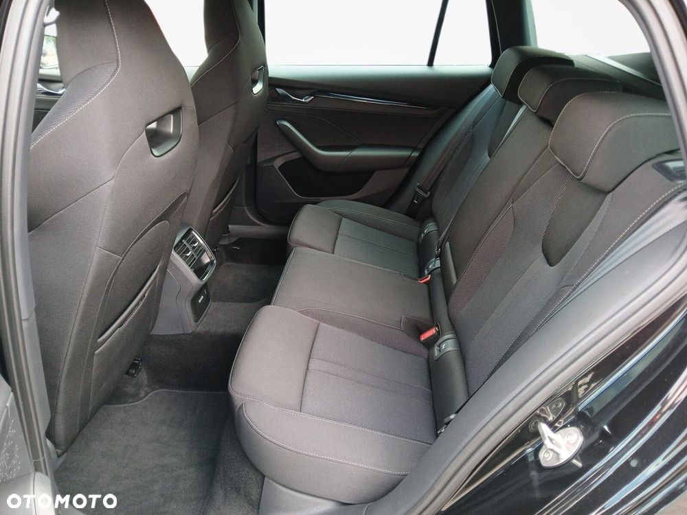 Skoda Octavia 2.0 TDI Sportline DSG - 17