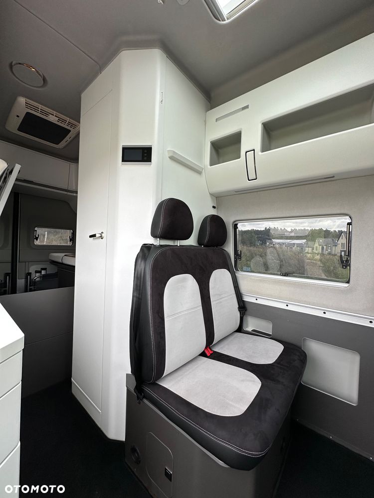 Volkswagen Grand California - 6