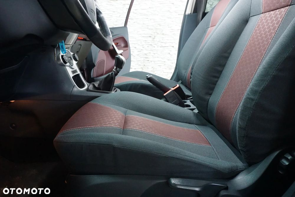 Ford Fiesta 1.4 TDCI - 16