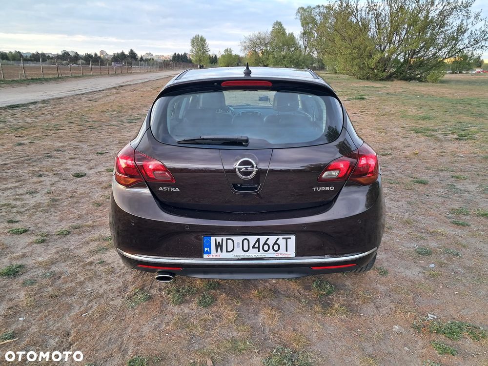 Opel Astra 1.4 T Cosmo - 3