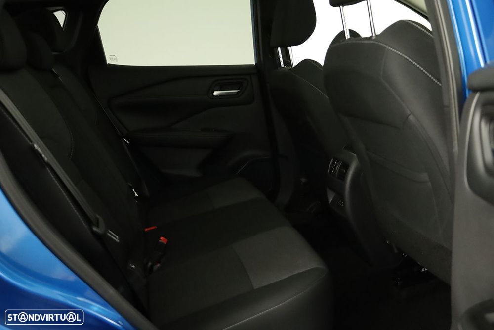 Nissan Qashqai 1.3 DIG-T N-Connecta LED - 22