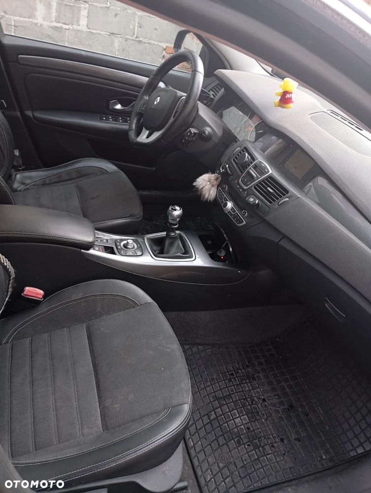 Renault Laguna dCi 150 FAP GT - 2