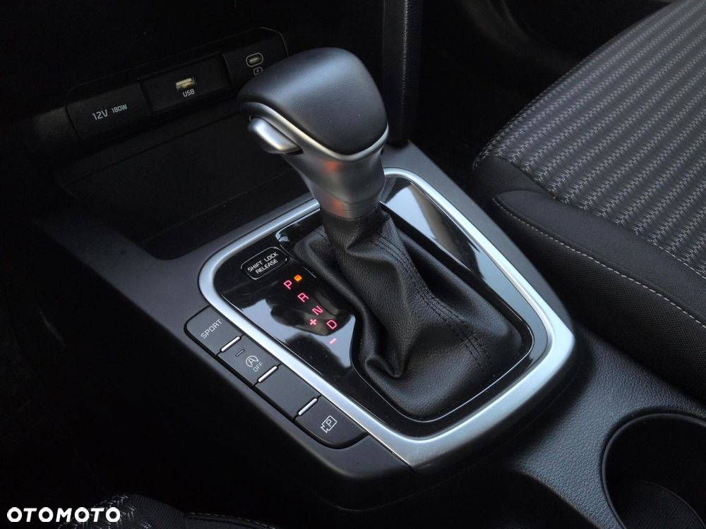 Kia Ceed 1.5 T-GDI M DCT - 16