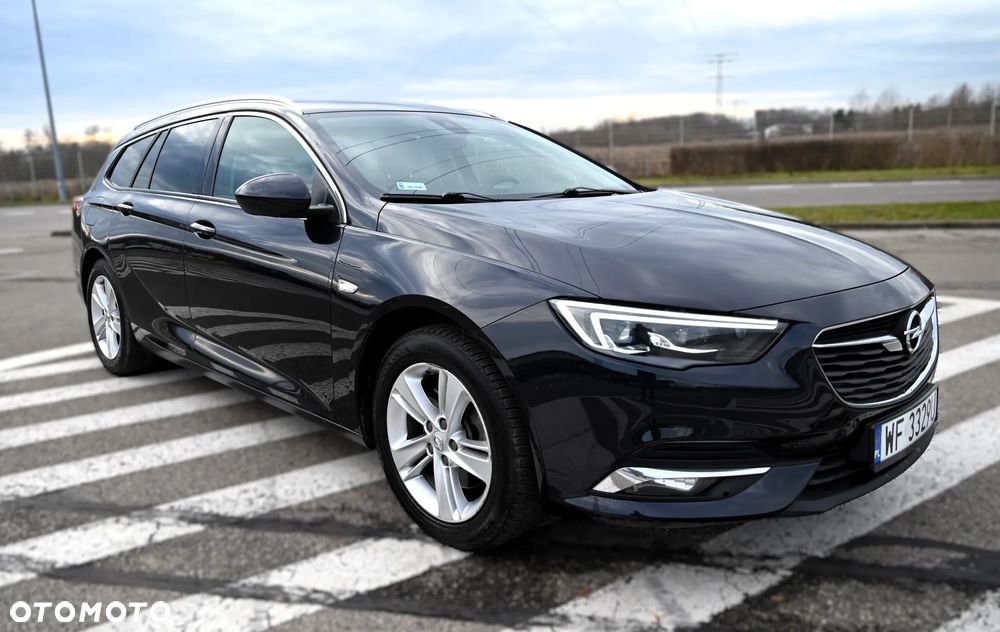 Opel Insignia - 12
