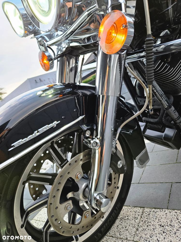 Harley-Davidson Touring Road King - 32
