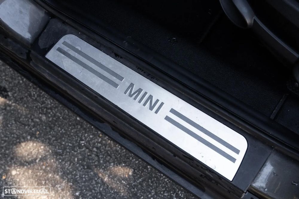MINI Countryman Cooper D - 24