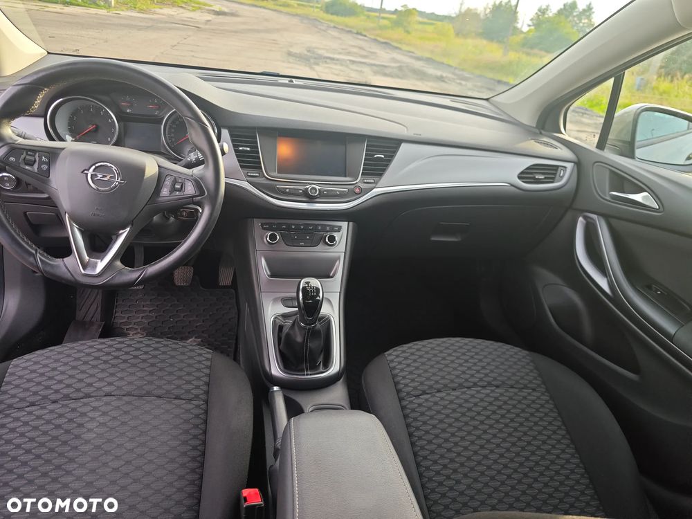 Opel Astra 1.4 T Enjoy - 8