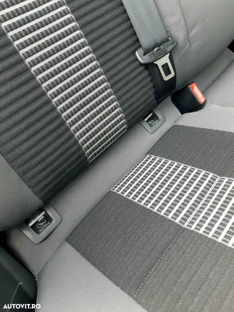 Volkswagen Golf 1.9 TDI Edition - 26