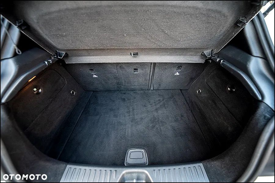 Mercedes-Benz Klasa A - 35