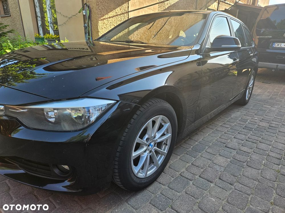 BMW Seria 3 320d xDrive - 7