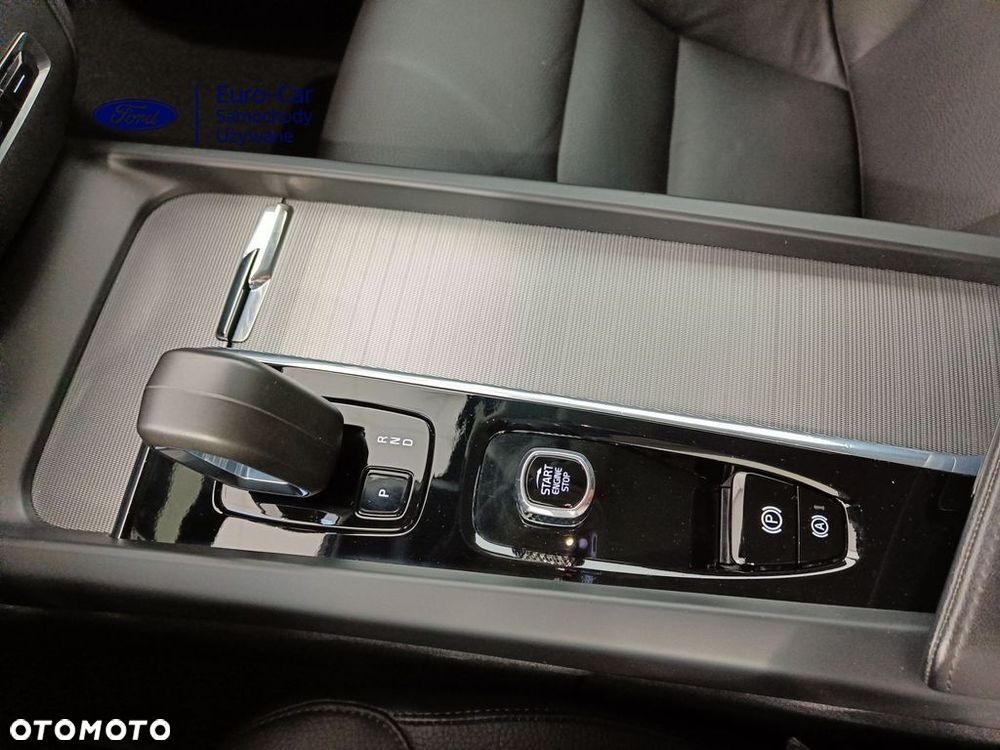 Volvo V60 B4 D Ultimate Bright - 25