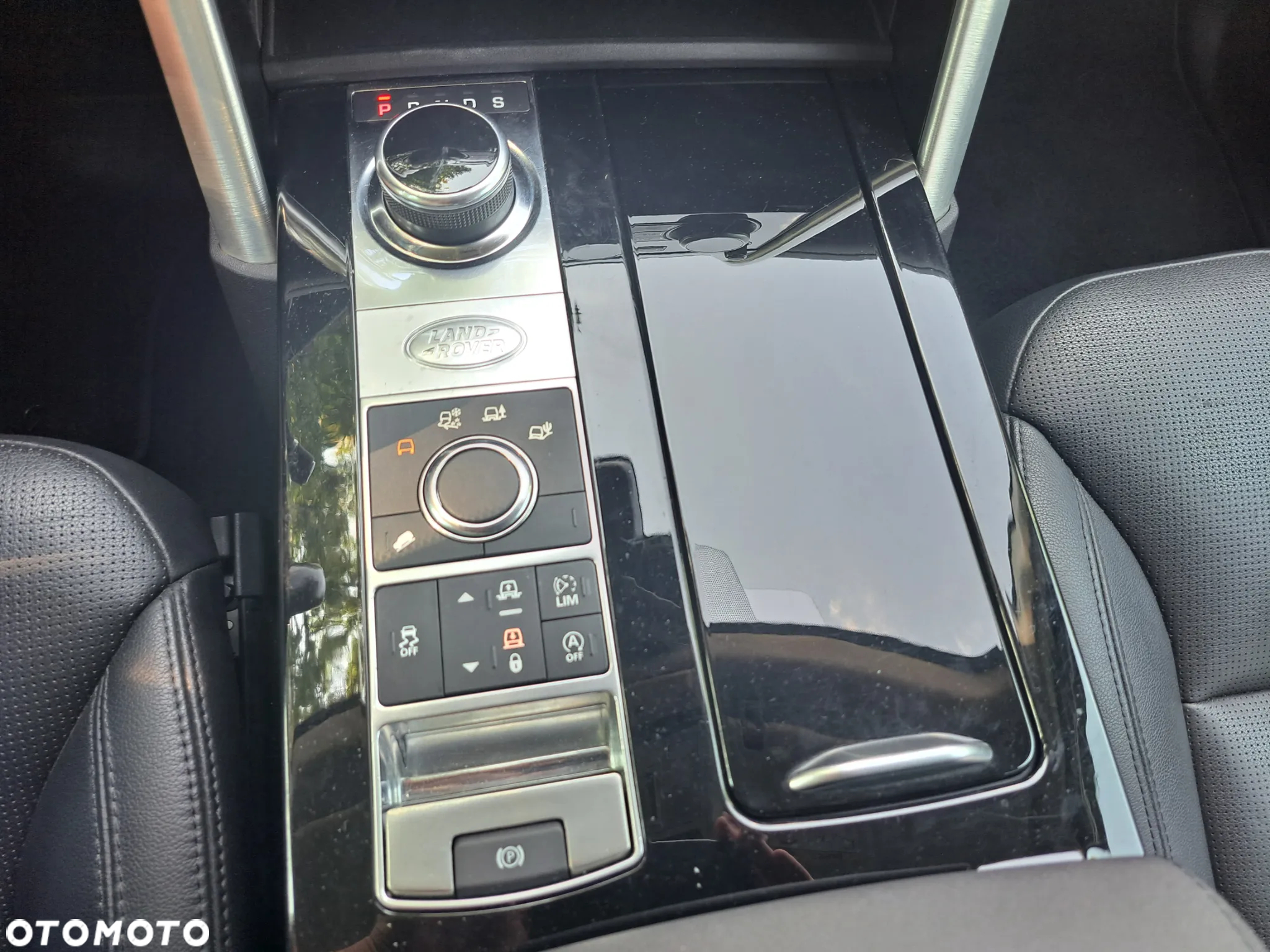 Land Rover Discovery V 2.0 TD4 HSE Luxury - 20