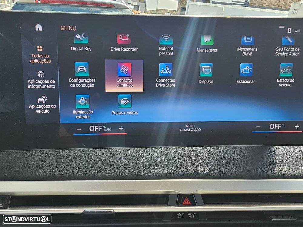 BMW iX xDrive40 - 10