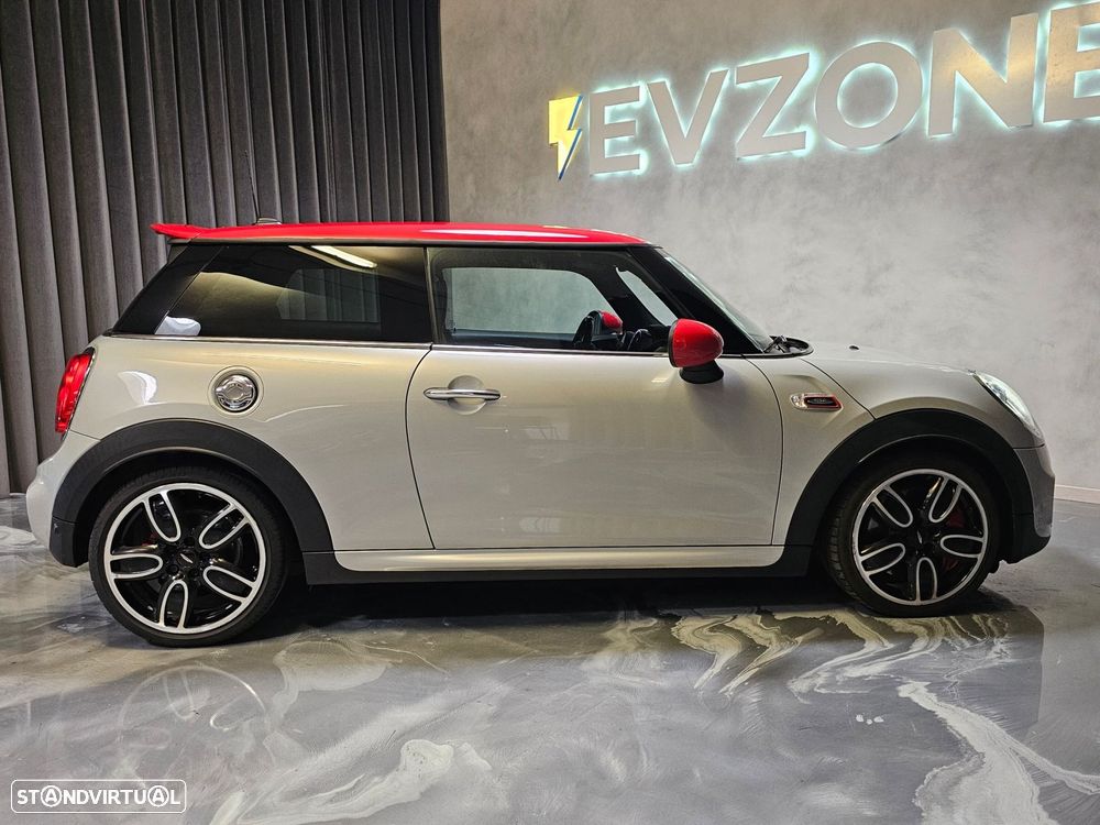 MINI 3 Portas John Cooper Works Aut. - 8