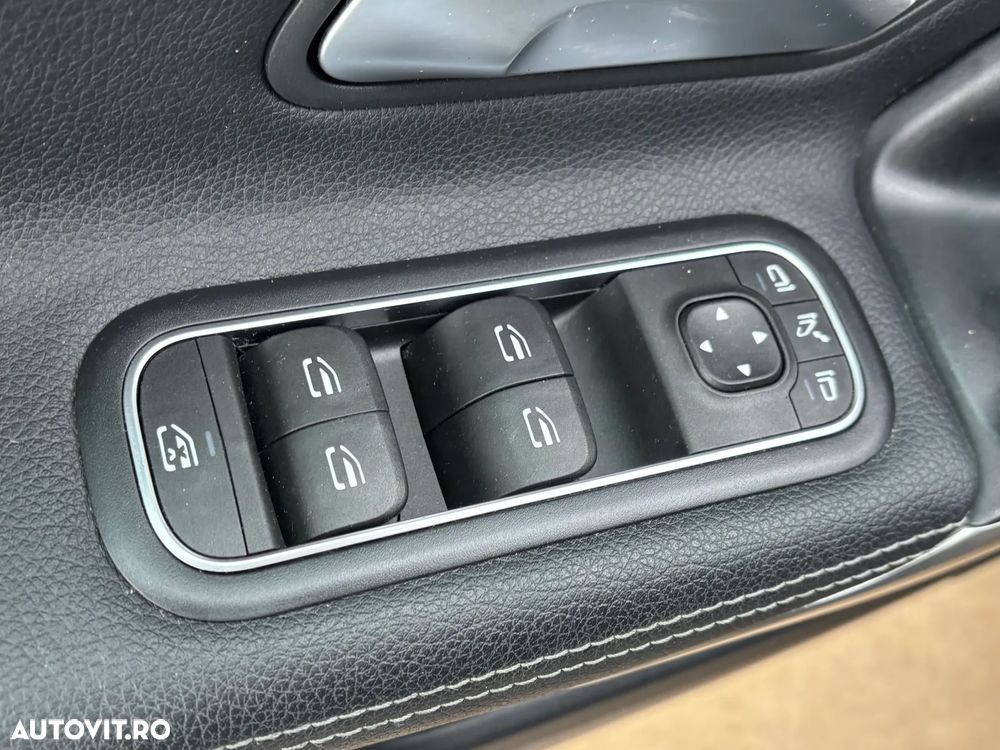 Mercedes-Benz A 180 d 7G-DCT - 22