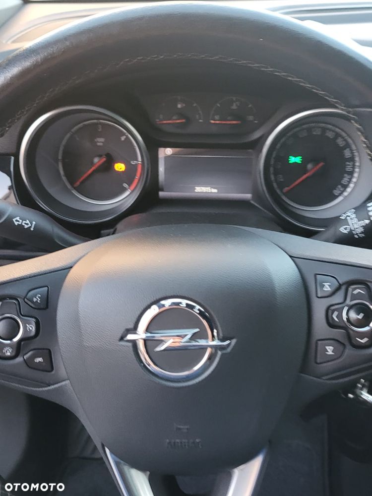 Opel Astra 1.6 D (CDTI) Dynamic - 19