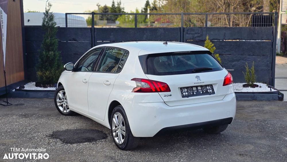 Peugeot 308 PureTech 130 GPF EAT8 Stop & Start Active Business-Paket - 3