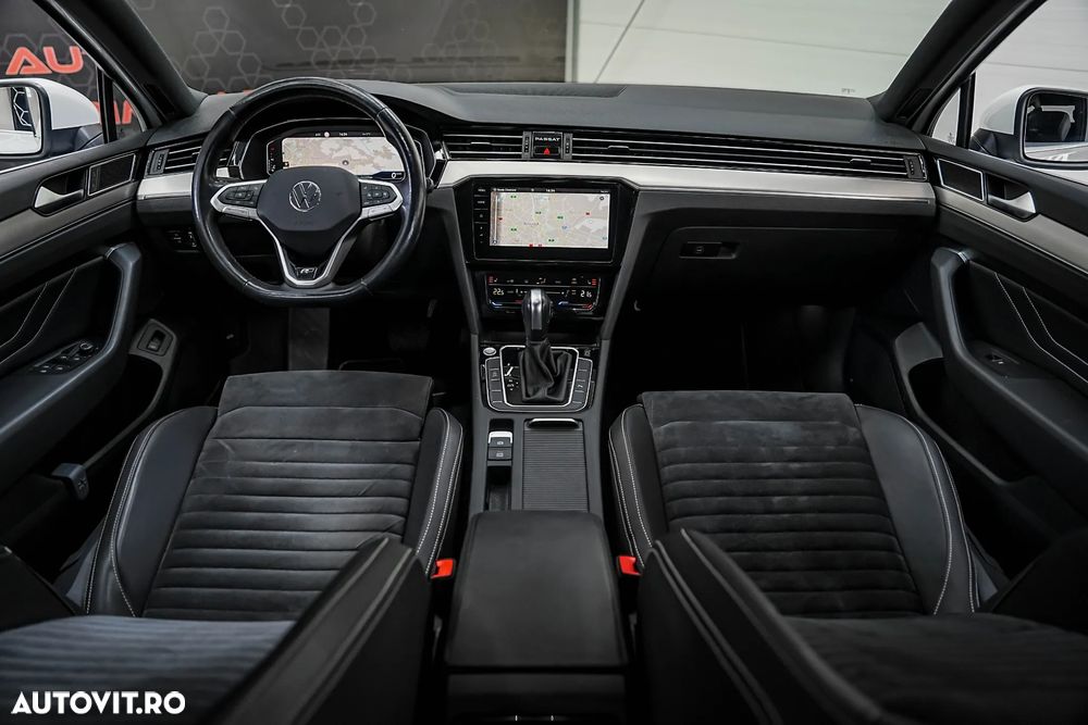 Volkswagen Passat - 4