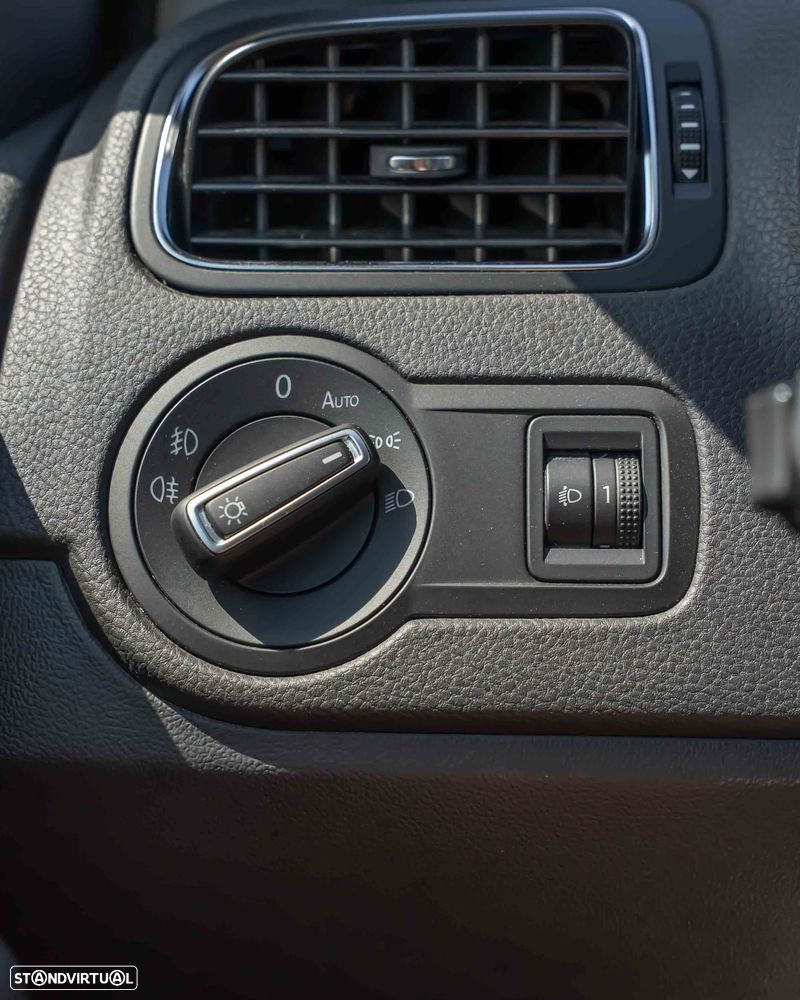 VW Polo 1.0 Trendline - 25