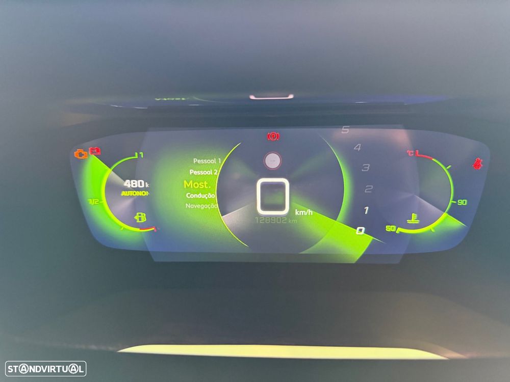 Peugeot 208 PureTech 100 GT Pack - 52