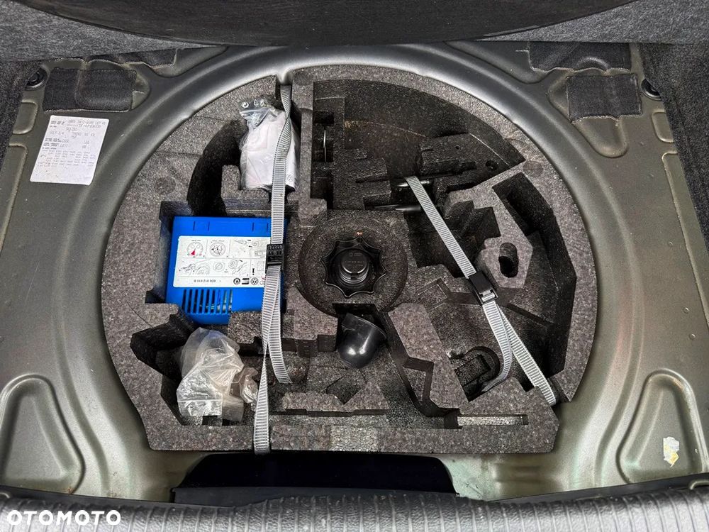 Volkswagen Golf 1.4 Style - 33